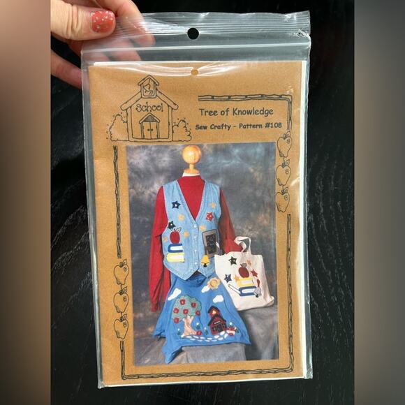 Teacher sewing project patterns - bag dress patches tree of knowledge - Picture 1 of 7